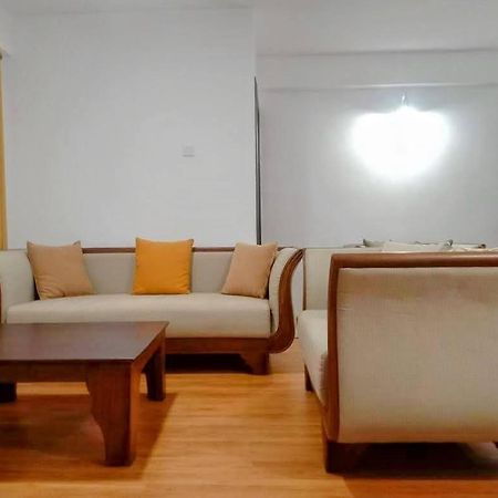 Nuwaraeliya Penthouse Apartment With Pool & Panaromic Views Нувара-Елія Екстер'єр фото